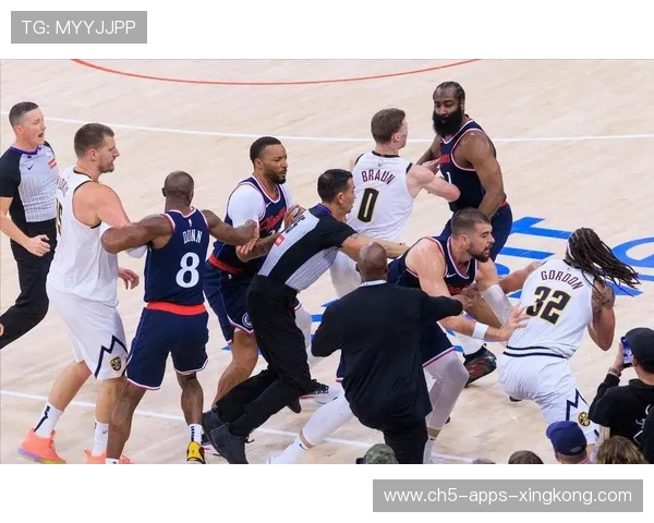 戴维斯篮下绝杀,洛杉矶赢得加时大战